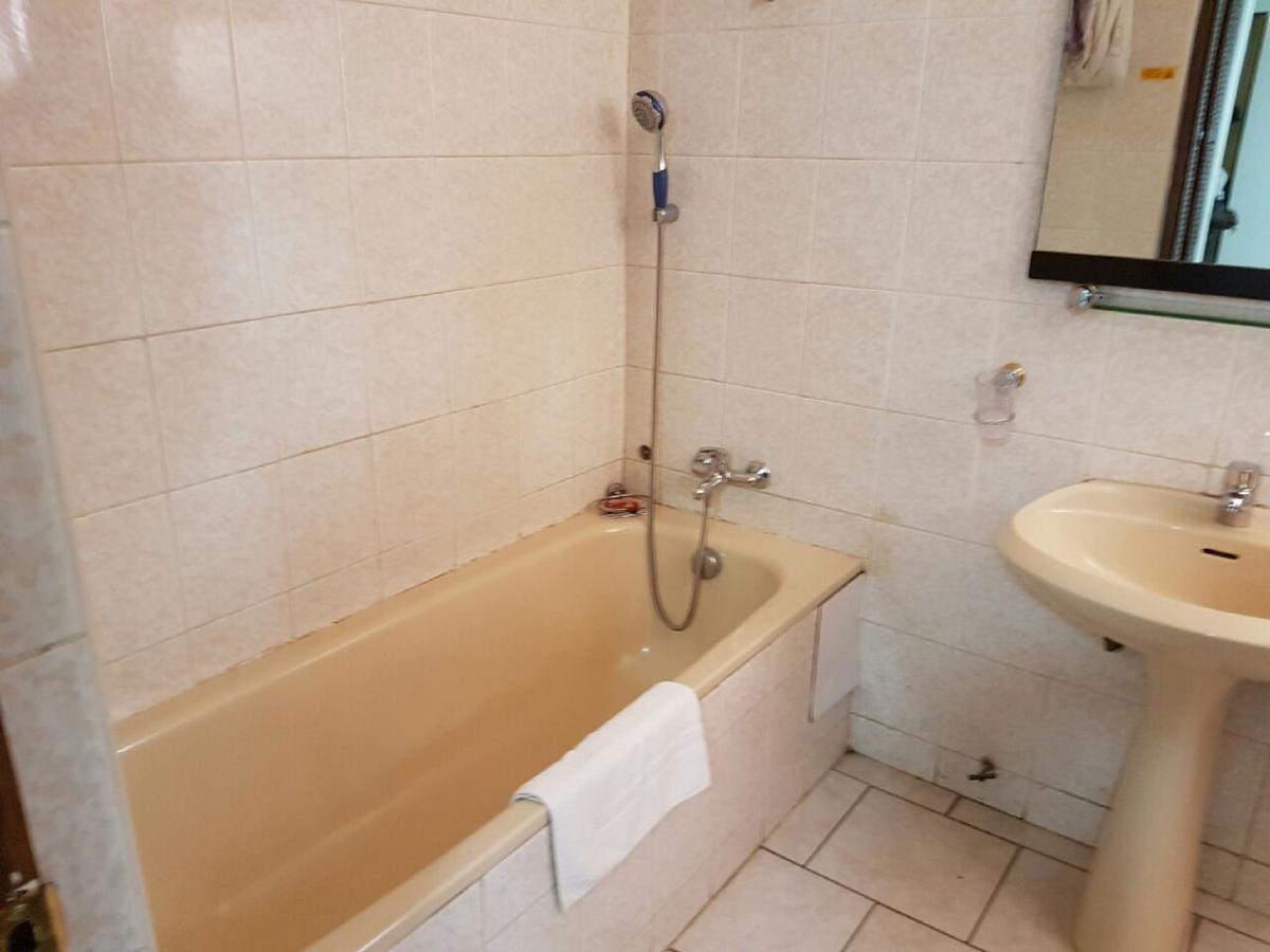 Royal Basin Resort Kumasi Dış mekan fotoğraf